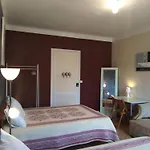 Du Pont Et Restaurant à Hotel