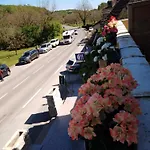 Du Pont Et Restaurant à * Groléjac