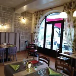 Du Pont Et Restaurant à Hotel *