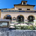 Du Pont Et Restaurant à * Groléjac