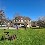 Du Pont Et Restaurant à Hotel