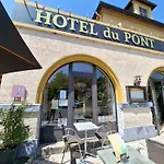 Du Pont Et Restaurant à Hotel