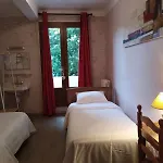 Du Pont Et Restaurant à Hotel Groléjac