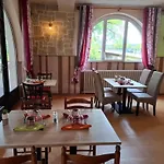 Du Pont Et Restaurant à Hotel