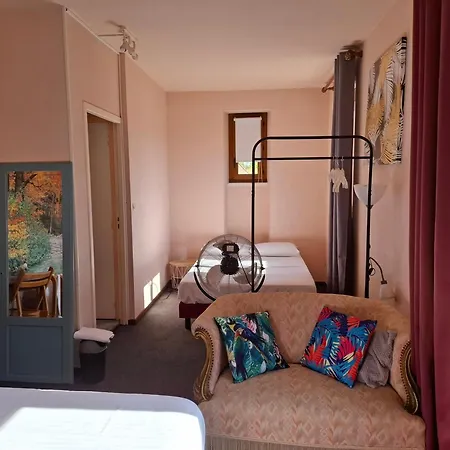 Du Pont Et Restaurant A Hotel *