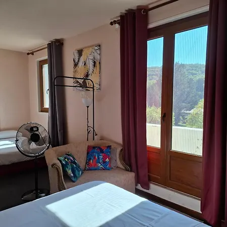 Du Pont Et Restaurant A Hotel