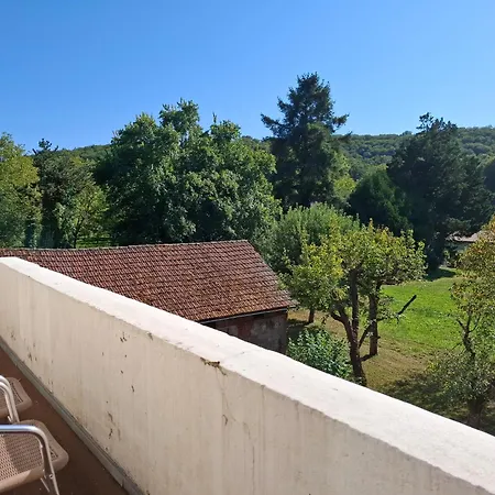 Du Pont Et Restaurant à Hotel