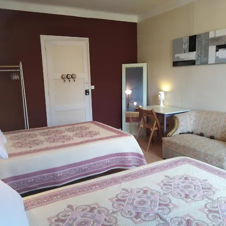 Du Pont Et Restaurant à Hotel