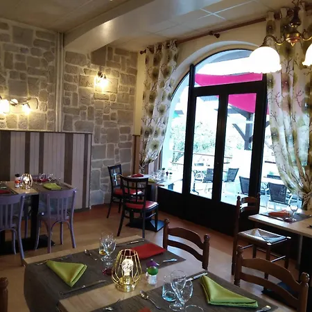 Du Pont Et Restaurant à Hotel