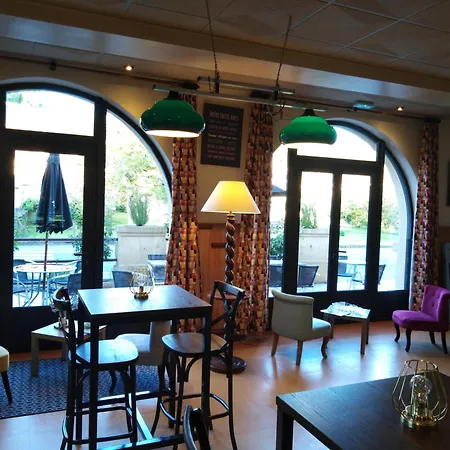 Du Pont Et Restaurant A Hotel