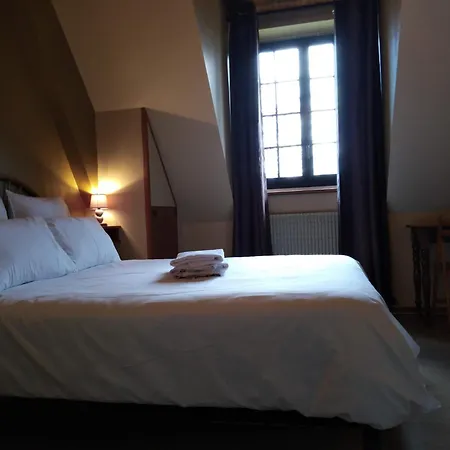 Du Pont Et Restaurant A *