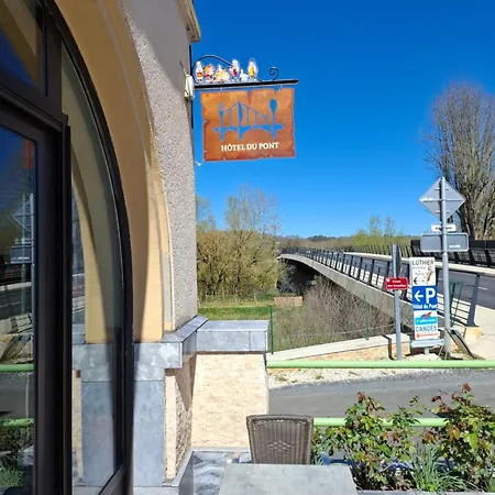 Du Pont Et Restaurant A Hotel *