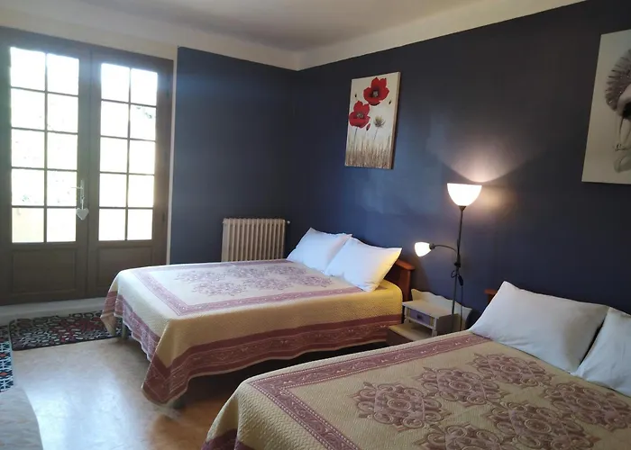 Du Pont Et Restaurant A *