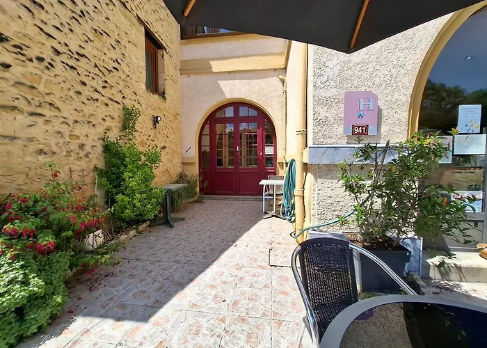 Du Pont Et Restaurant A Hotel *